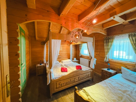 Himmelbett Doppel plus Einzelbett